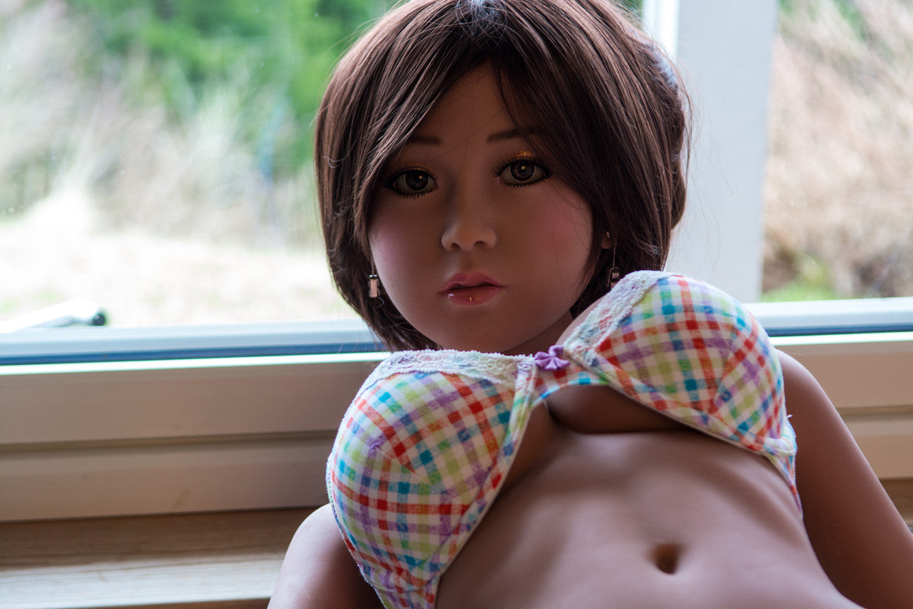 148cm / 4ft10.3 C-cup Japanese Teen TPE Sex Doll - Lana